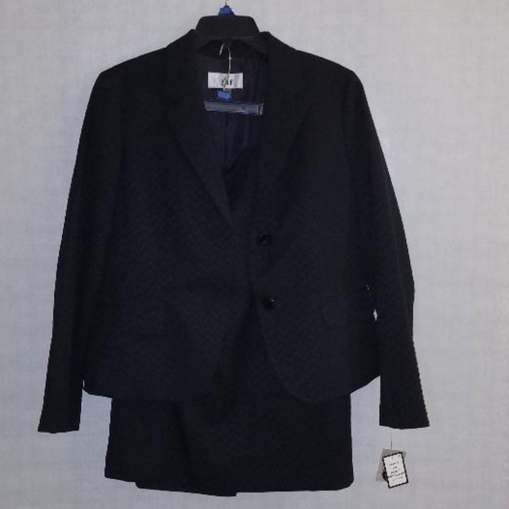 2 piece suit jacket/skirt